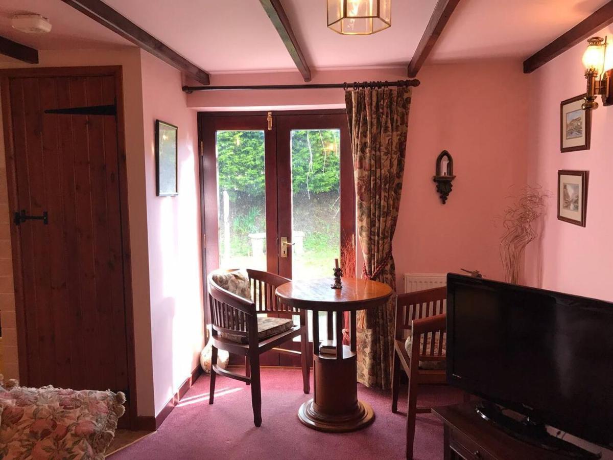 Cosy Cottage For Ecotourism Lovers Near コーウェン エクステリア 写真
